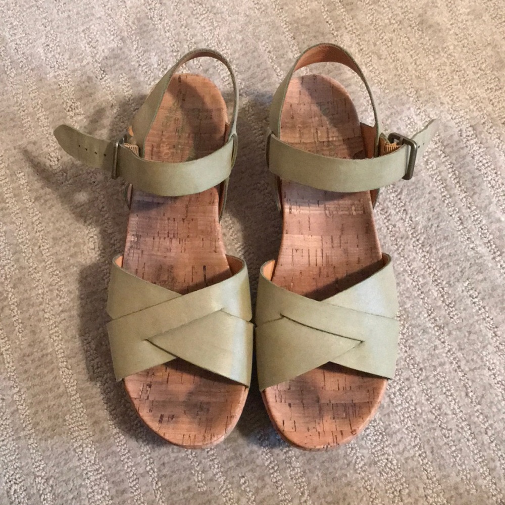 Kork-ease mint wedges